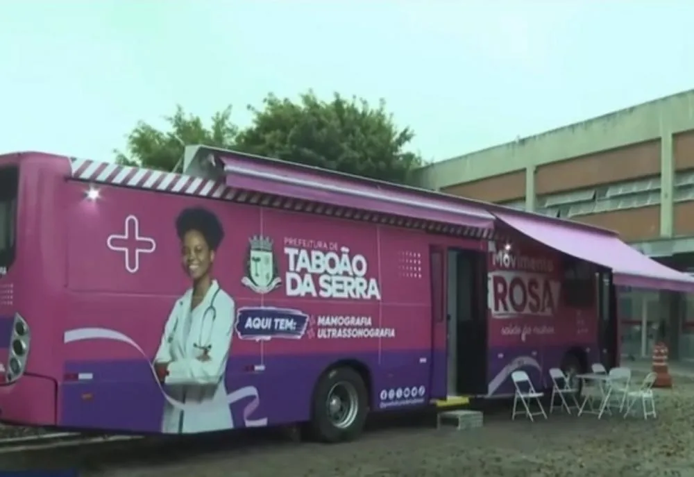 Serviços de saúde às mulheres de Taboão da Serra são oferecidos pelo ônibus do Movimento Rosa