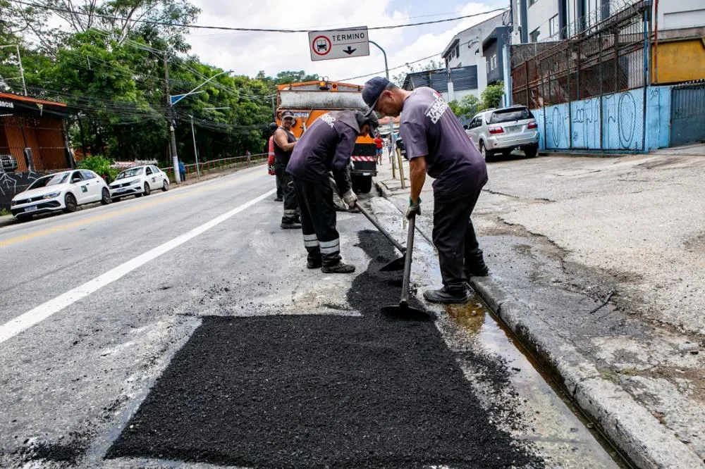 Prefeitura de Taboão da Serra intensifica Operação Tapa-buraco